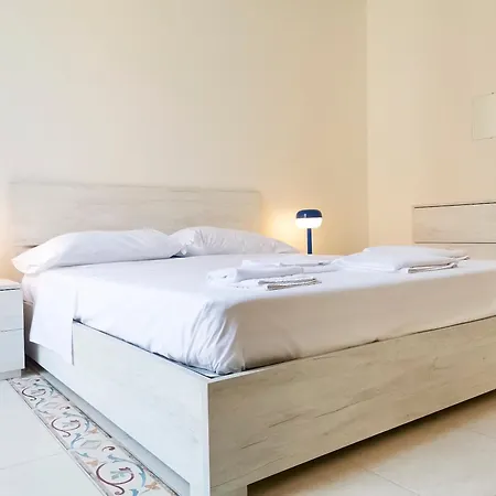 Al Dona Lejlighed Bari